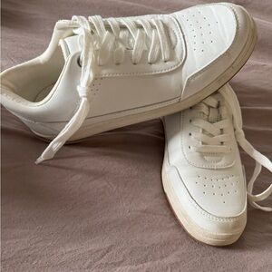 White Casual Sneakers Universal Thread size 8